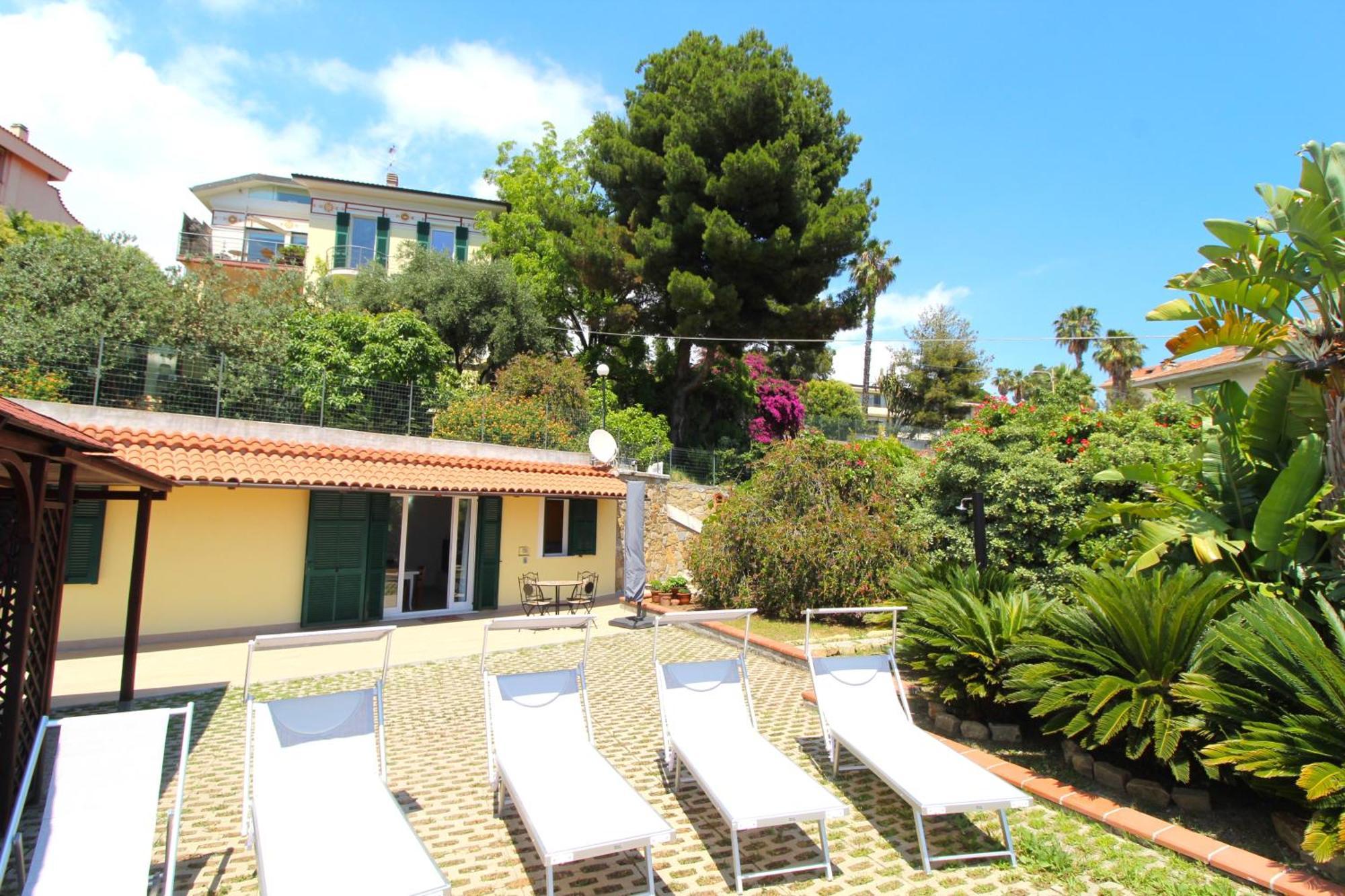 La Pace, Il Sole, Il Mare - Sanremo Casa Indipendente Vista Mare, Posto Auto Privato, Ampio Spazio Esterno Attrezzato, A Pochi Minuti Dalle Spiagge Buitenkant foto