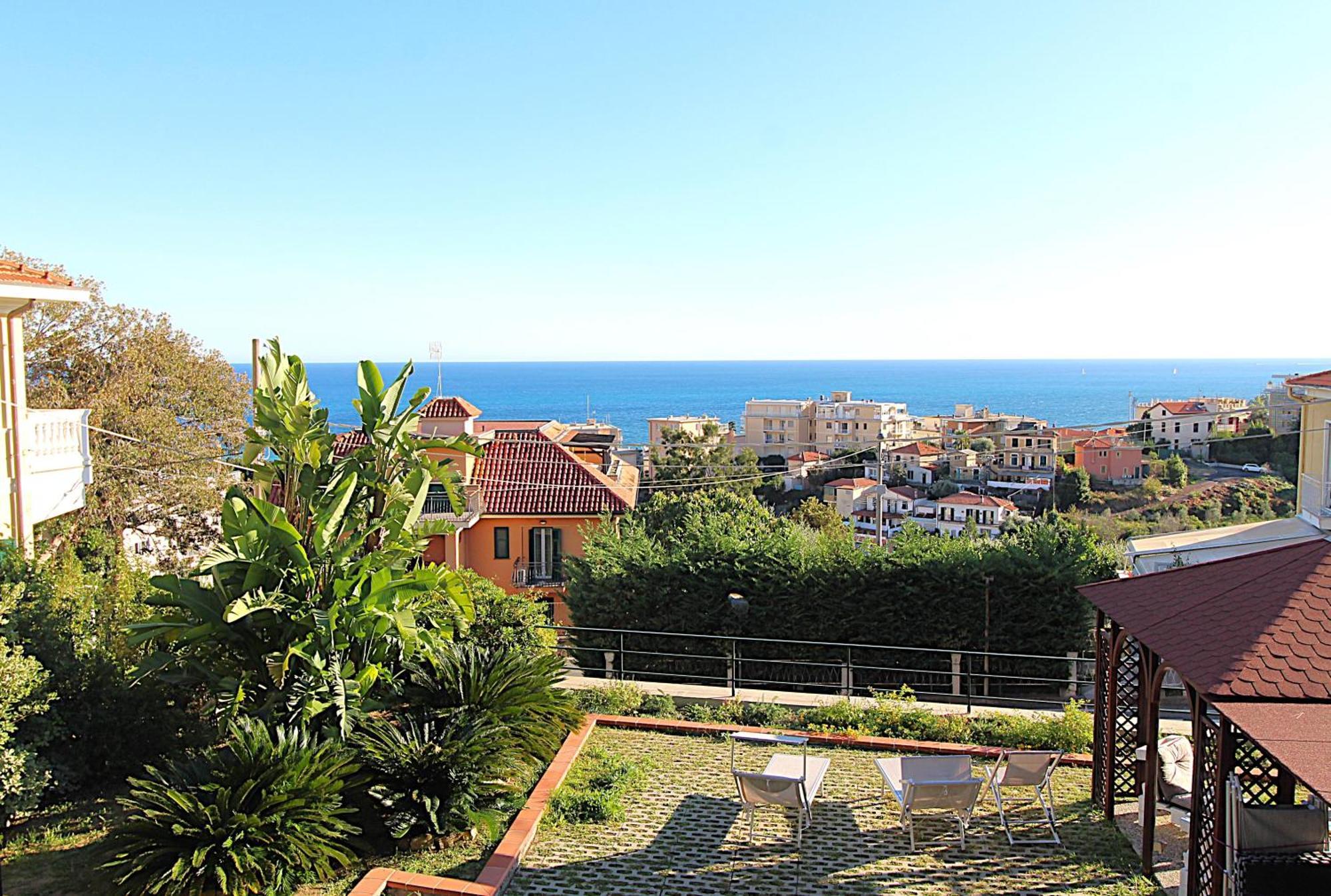 La Pace, Il Sole, Il Mare - Sanremo Casa Indipendente Vista Mare, Posto Auto Privato, Ampio Spazio Esterno Attrezzato, A Pochi Minuti Dalle Spiagge Buitenkant foto